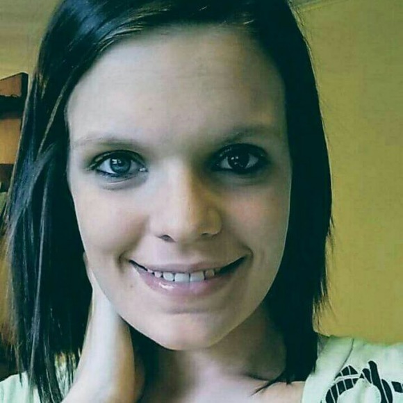 Meet your Posher, Krystal - Picture 1 of 1